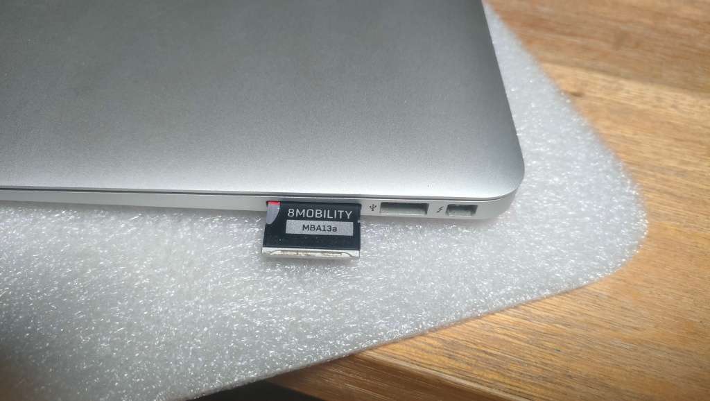 2017 MacBook Air 13.3-inch | Core i5 1.8GHz | 8GB RAM | 128GB SSD with ad 128gb SD card storage.