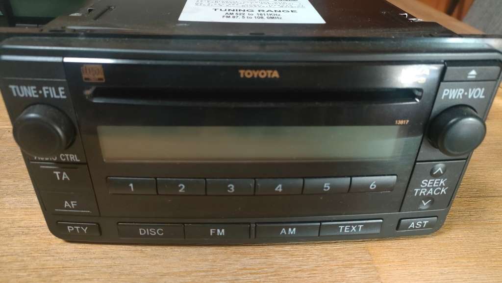 Toyota Hilux/Fortuner original Radio