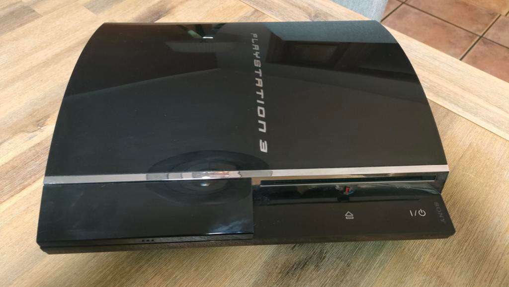 PS3 Backwards compatible version CECHC04