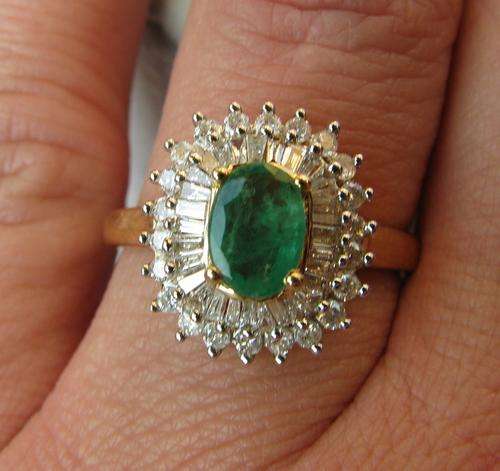 9ct yellow gold real .80 carat emerald