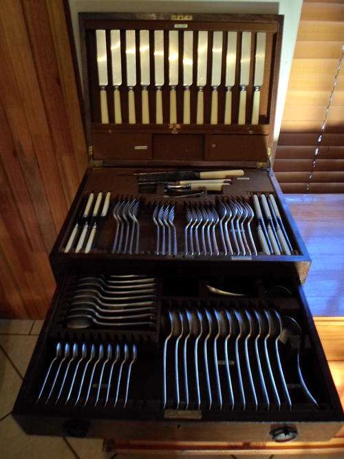 Mappin & Webb Princess Plate 12 Place Setting Canteen Of Cutlery