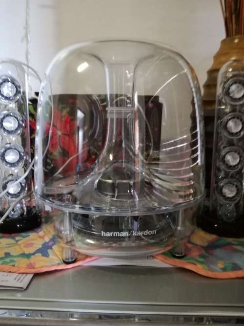 Harman kardon soundsticks 3 unwanted gift never used comes with original packaging