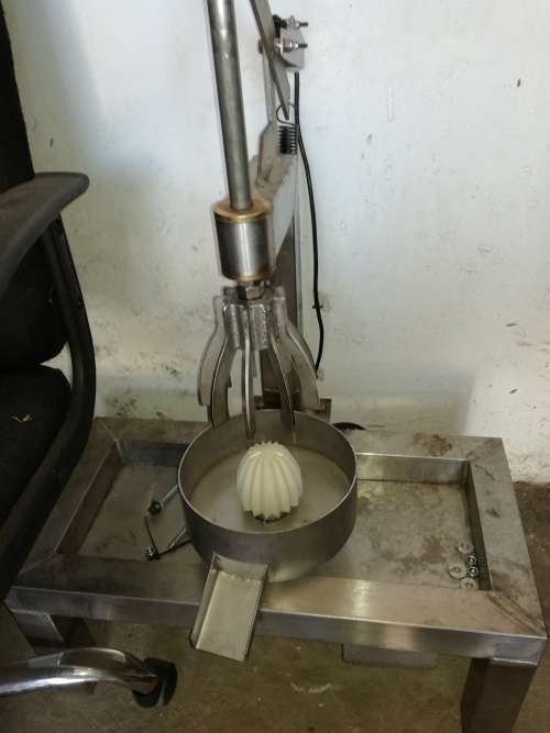 Industrial fruit juicer excellent condition