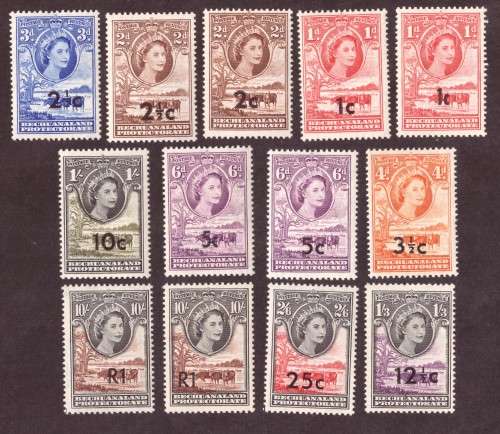 QE II oveprints and type ......Full set nice and cline 2 of 10 shilings