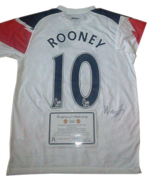 Manchester United signed Wayne Rooney Soccer Jersey +COA