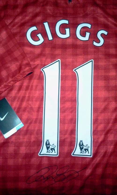 Ryan Giggs Signed Manchester United Home Jersey + C.O.A.