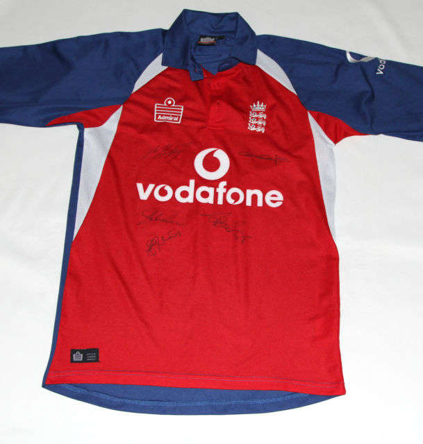 Flintoff Hoggard Harmison Jones & Giles Autographed England Shirt + C.O.A.
