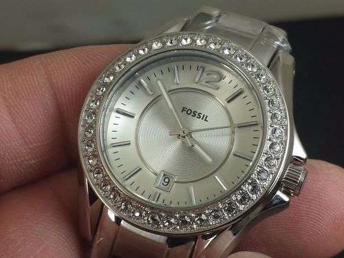 FOSSIL LADIES ES2879 MINI RILEY QUARTZ  WATCH **GREAT LOOKER** - IN STOCK