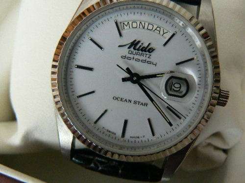 MIDO OCEAN STAR DAY TO DAY, SWISS MADE QUARTZ, SWISS DESIGN ETA 955132 (NEW OLD STOCK )