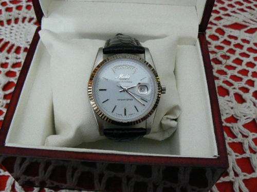 MIDO OCEAN STAR DAY TO DAY, SWISS MADE QUARTZ, SWISS DESIGN ETA 955132 (NEW OLD STOCK )