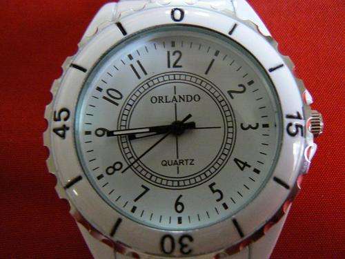 ***PRETTY** BRAND NEW **  LADIES WATCH ** CERAMIC LOOK******