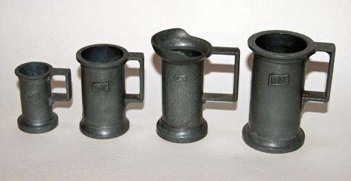 CUTE LITTLE COLLECTION OF SMALL DUTCH PEWTER MEASURING CONTAINERS