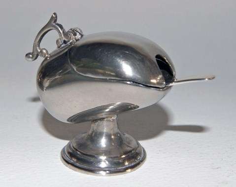 CUTE MINIATURE SALT CELLAR WITH SPOON