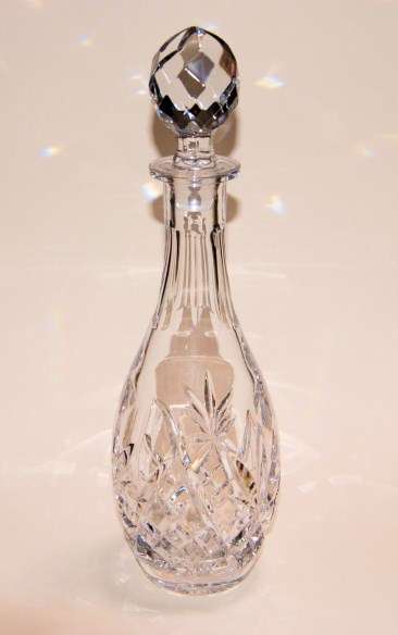 ELEGANT VINTAGE DECANTER IN BLEIKRISTALL DECO
