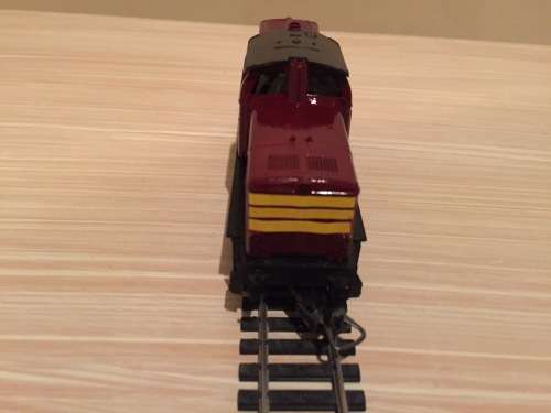 Lima Diesel Shunter (painted in SAR colours)