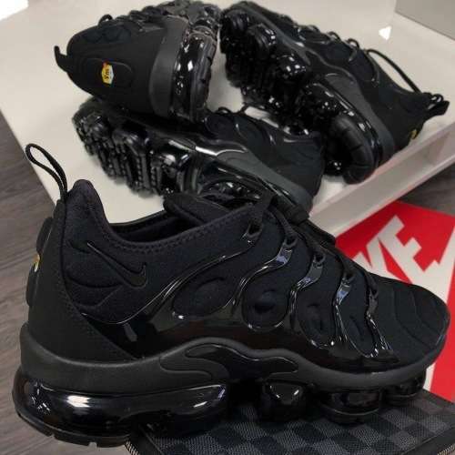 Nike Air Vapormax Plus - Triple Black - SPECIAL