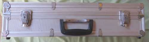 SUITCASE STYLE, PADDED ALUMINIUM DISPLAY/STORAGE/CARRY CASE