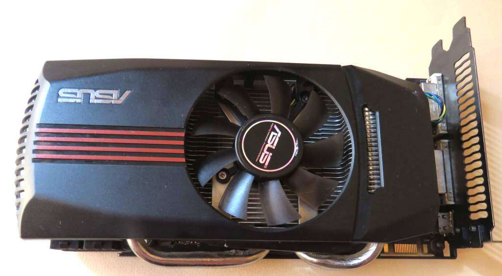 ASUS GTX 560, HIGH QUALITY , 1 GB GRAPHIC CARD.