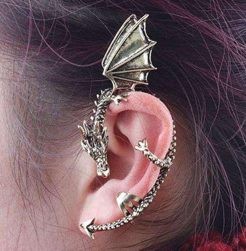 1 x Gothic Dragon ear ring - Clip on  ....no piercing needed ...Hott Deal