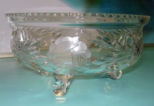 Antique stylish & beautiful Rose cut crystal glass salad Fruit Punch bowl or floating flower vase
