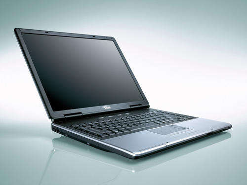 Fujitsu Seimens Amilo M7405 - Shop with confidence with OLDMANIT - what else I got!