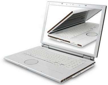 LAPTOP BARGAIN - Packard Bell EasyNote SB  - LIMITED EDITION WHITE