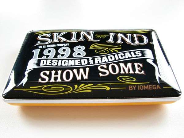 IOMEGA SKIN RADICAL Black print 2.5" 500GB