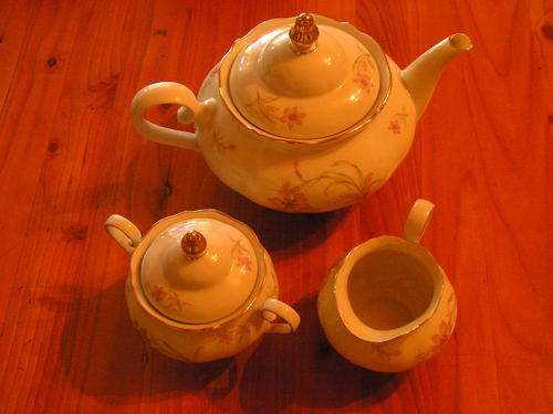 Johann Seltmann Vohenstraup Bavaria Tea Set