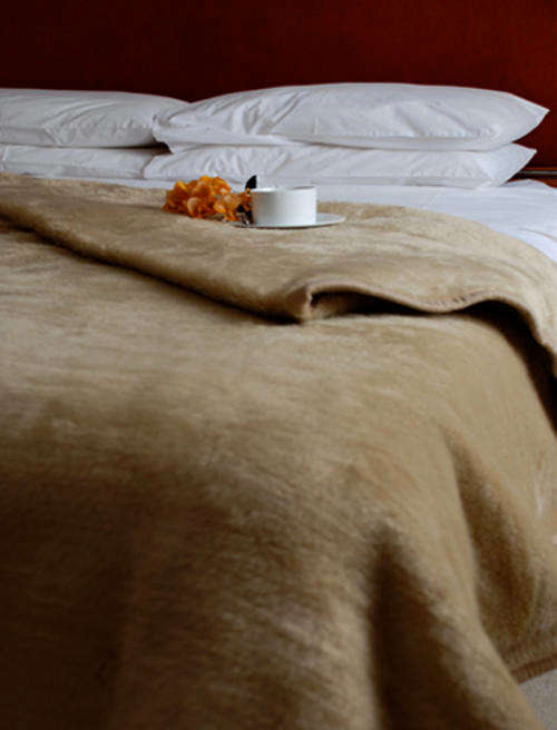 Hotel Quality Blankets