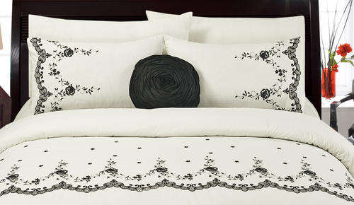 3 Pce Embroidered Set: Chantilly Cream