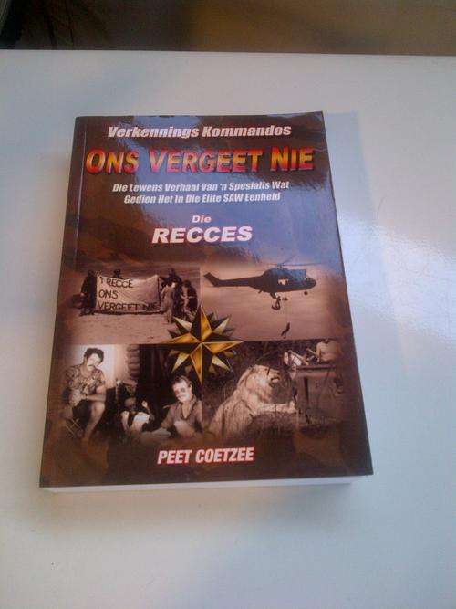 Ons Vergeet NIe - Peet Coetzee