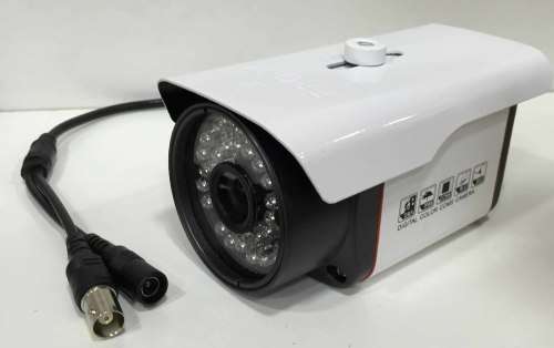 6mm lens 1200TVL nightvision and waterproof CCTV camera with one pcs bracket !( Good quality 30M  )