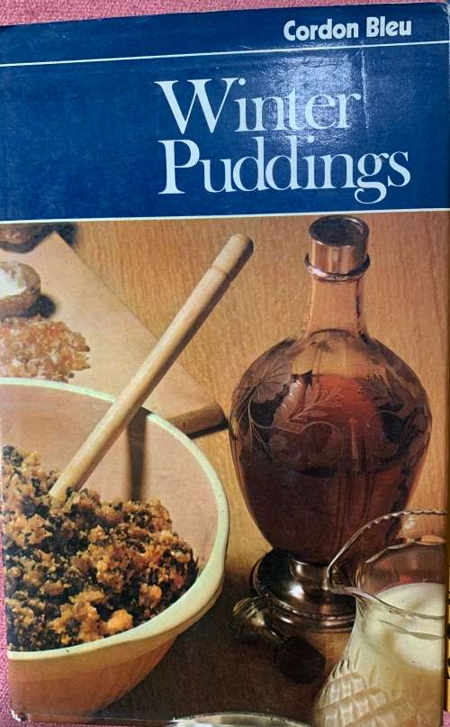 Cordon Bleu, set of 9 book cooking books  ! Recipe books