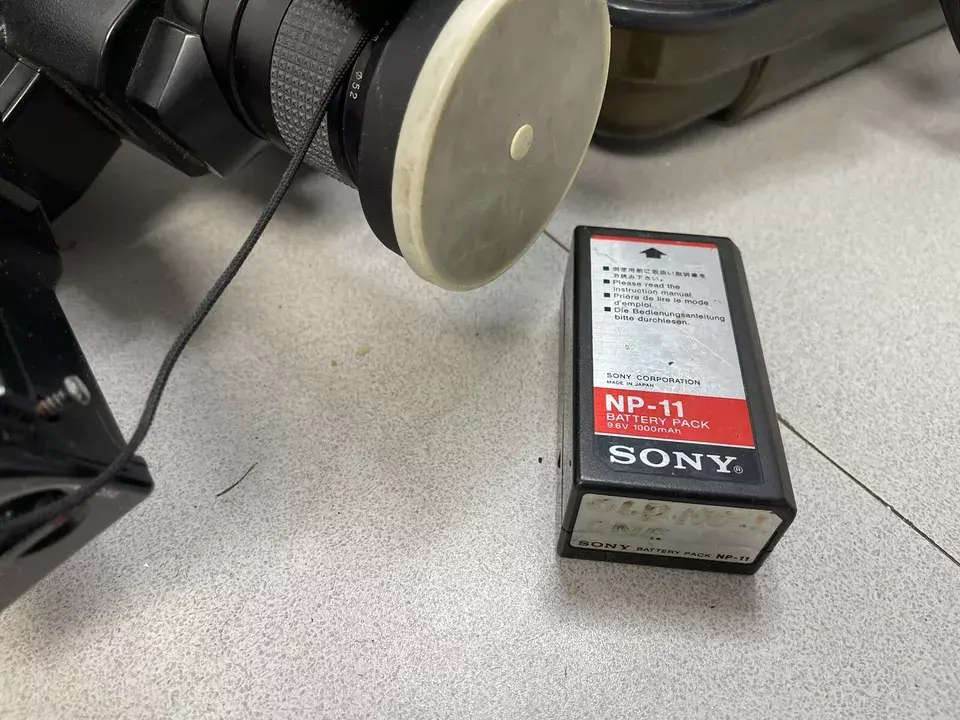 Video Camera Sony Betamovie BMC-100P VIDEO CAMERA