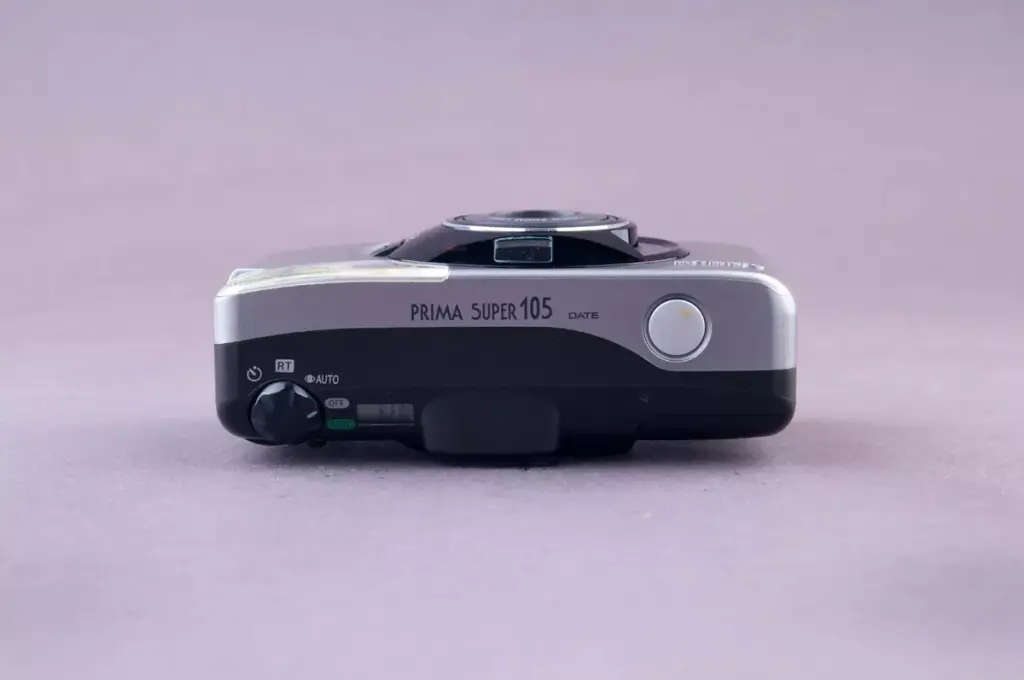 Camera Film  SUPER 105 Zoom Canon 35mm SLR Film Camera