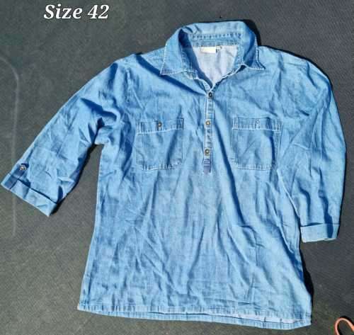 100pc Ladies preloved clothing.  perfect for reselling