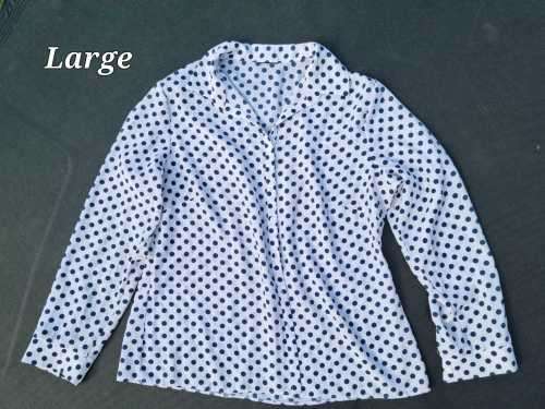 100pc Ladies preloved clothing.  perfect for reselling