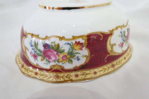 Royal Albert Lady Hamilton Oval Sugar Bowl