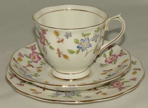 Royal Albert Minuet Trio
