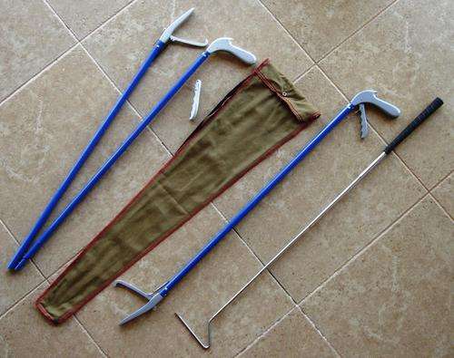 SNAKE TONG COMBO SET. 72" Foldable  Snake tong with carry bag + 40" Snake tong + FREE 40" Snake Hook