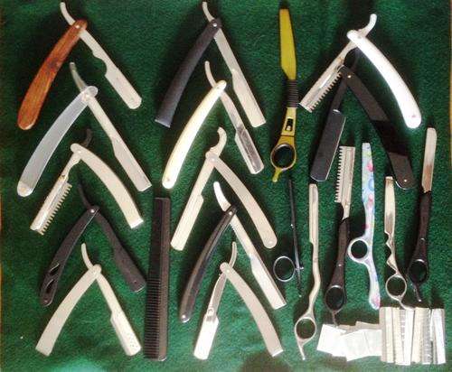 Shaving Razors. Brand New. Collection of 18 unsused Shaving Razors