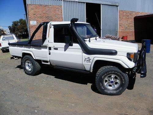 Landcruiser 75 series pick up