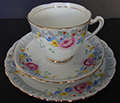 VINTAGE ROYAL STANDARD ENGLAND MARGARET ROSE 220 TRIO FOOTED CUP, SAUCER, TEA/SIDE PLATE