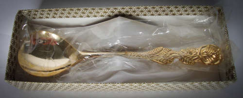EETRITE 24 CARAT GOLD PLATED BOXED SUGAR SPOON 14CM