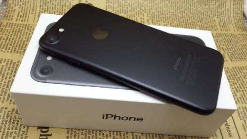 iPhone 7  32GB BLACK **For Sale**
