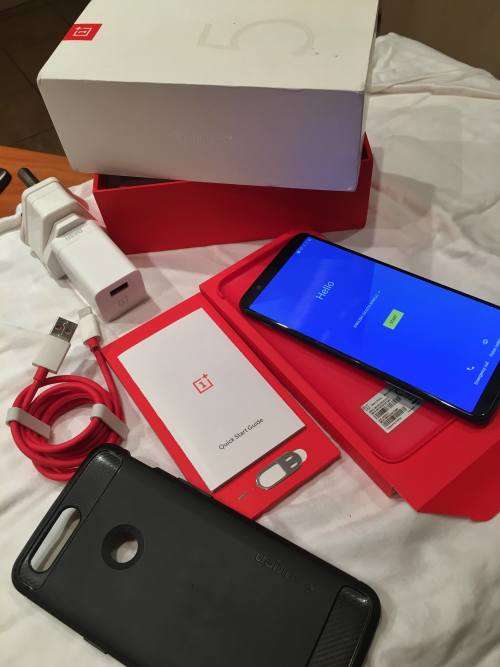 ** ONEPLUS 5T 64GB Dual Sim (Black) **