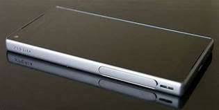 SONY EXPERIA Z5 COMPACT - IMMACULATE - JAMES BOND PHN