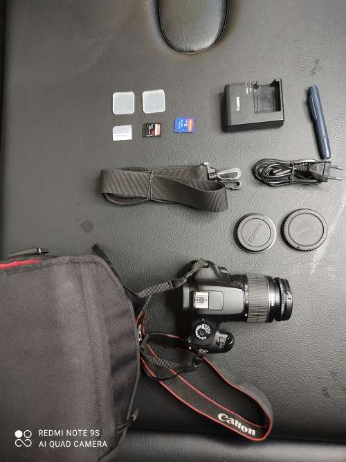 Canon 4000D 18MP DSLR Starter Bundle - Black
