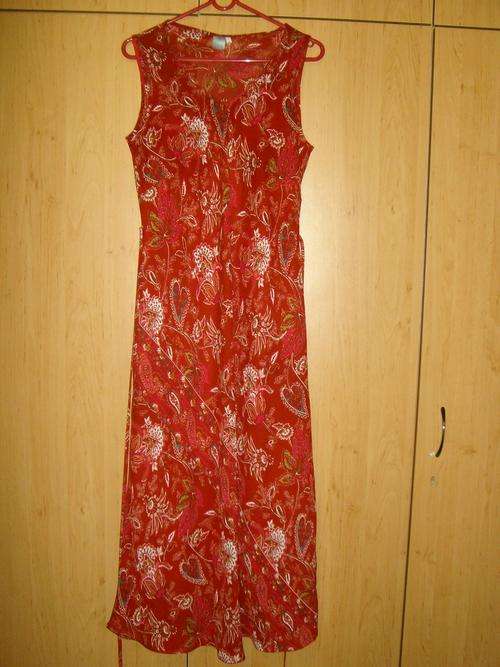 RED 3/4 Summer Dress  Size 36