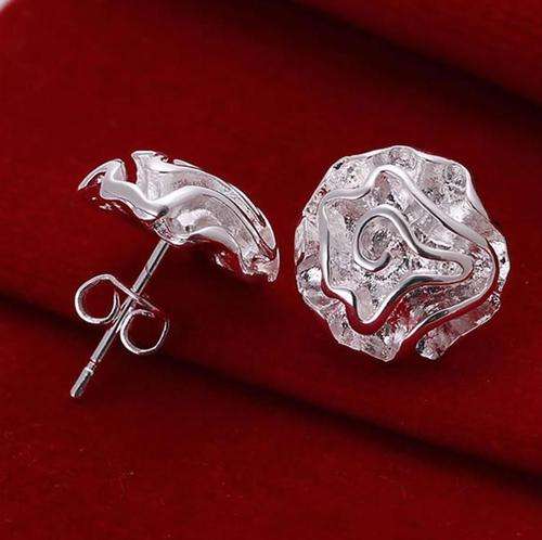 **PRETTY** 925 Sterling Silver Rose Stud Earrings